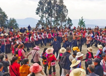 600年彝歌不熄火！弥渡五台村打歌会热闹不住了！