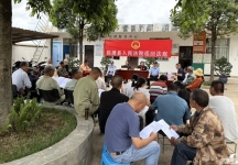 昔日夫妻对簿公堂，弥渡法院“村头庭审”巧解家产分割难题