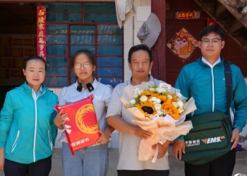 省下车费买药，免了学费追梦！弥渡女孩石晓楠的川大路