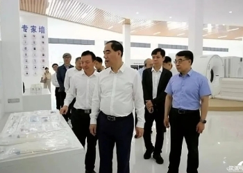 北京大学调研团到弥渡县调研