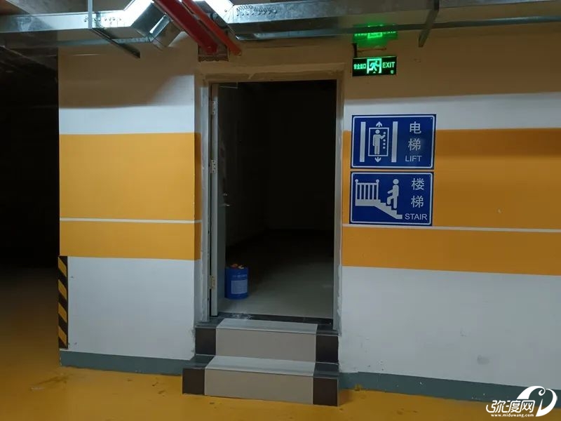 135115o03khjhukkm0uasz.jpg