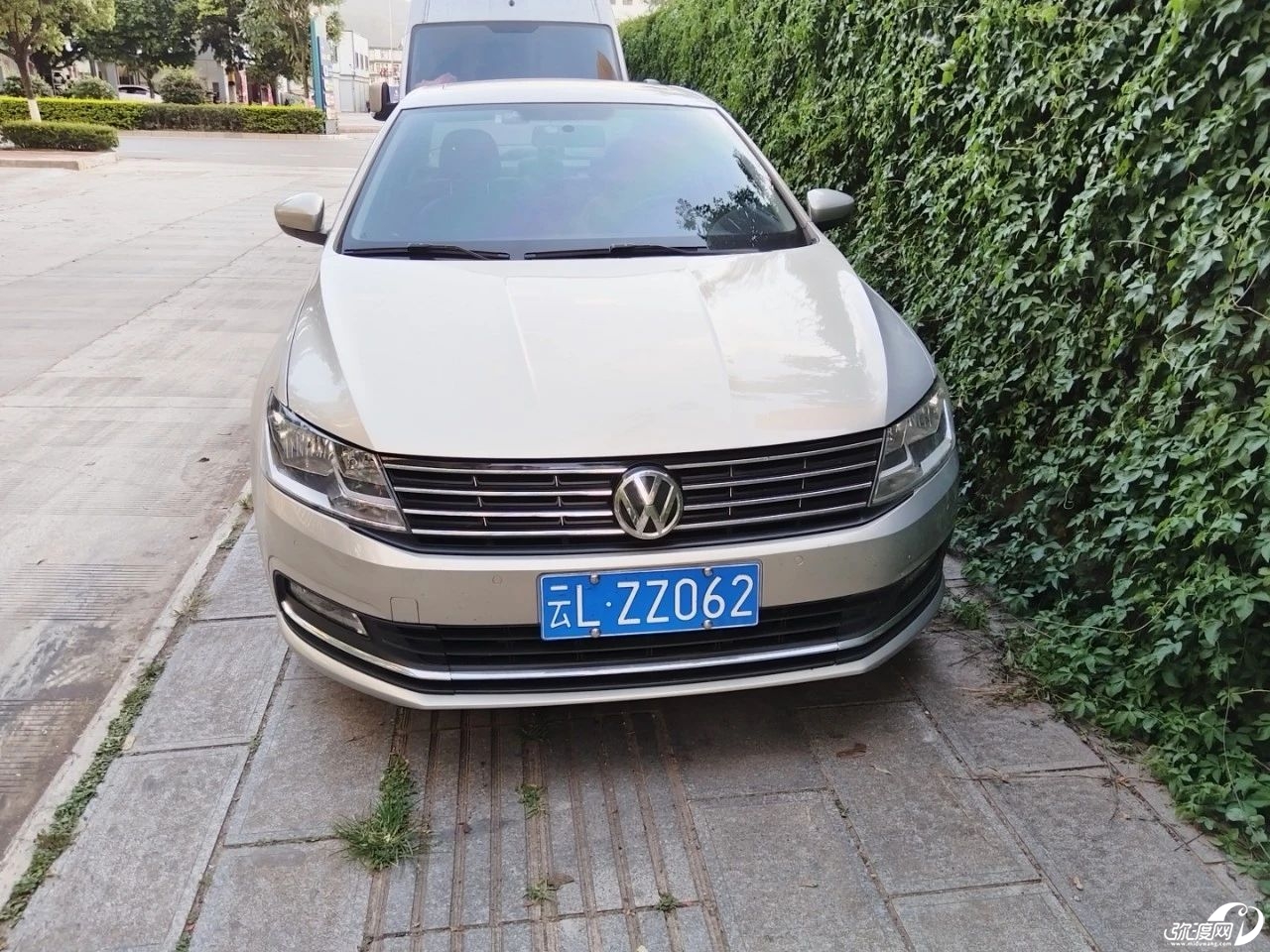 160055wlg0hbb44nmxdbpp.jpeg